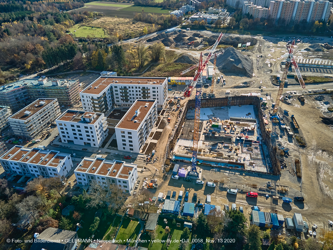 13.11.2020 - Piederstorfer Gelände und Alexisqaurtier am Karl-Marx-Ring in Neuperlach